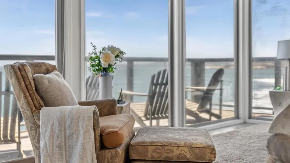 22800 E Cliff Drive Santa Cruz, CA 95062