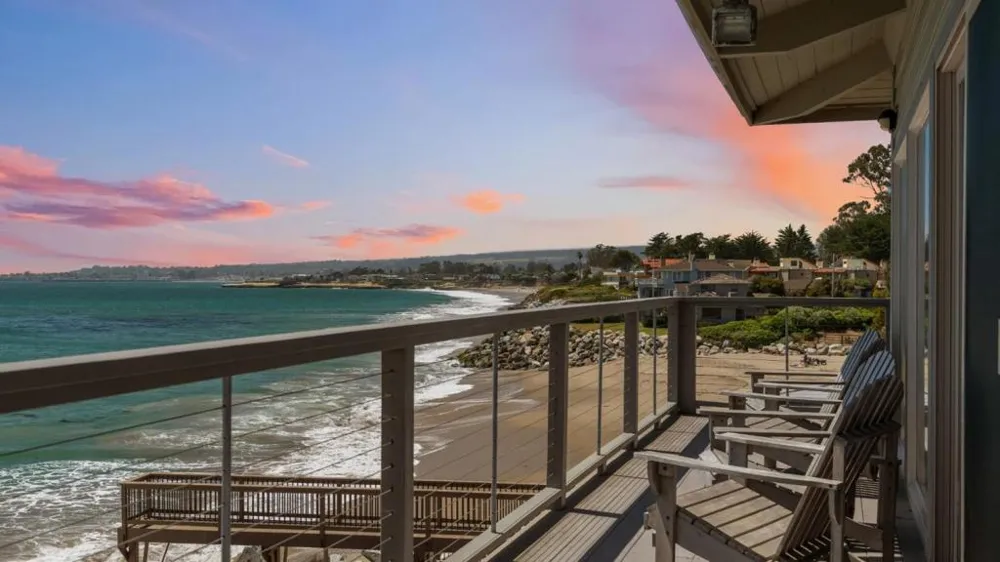 22800 E Cliff Drive Santa Cruz, CA 95062