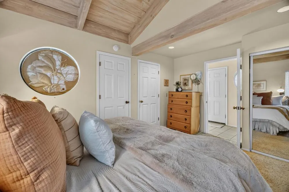 22800 E Cliff Drive Santa Cruz, CA 95062