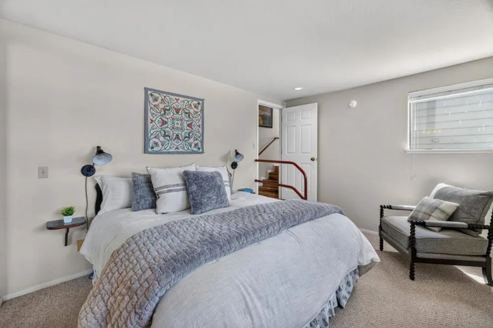 22800 E Cliff Drive Santa Cruz, CA 95062