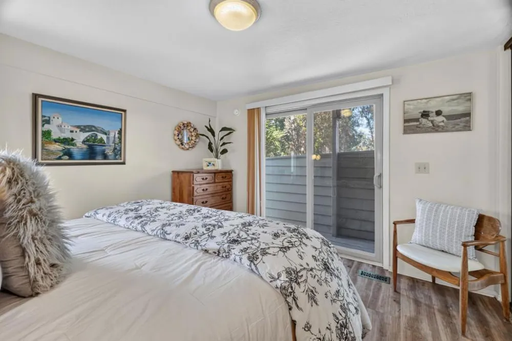 22800 E Cliff Drive Santa Cruz, CA 95062