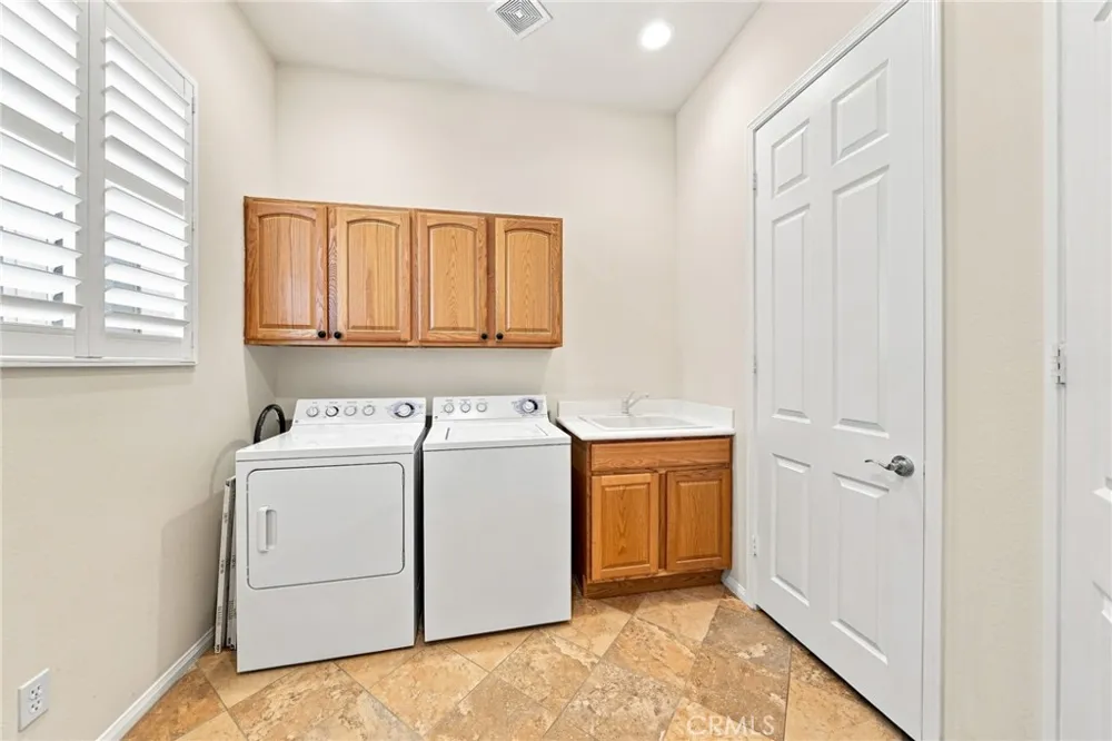 1729 La Cantera Beaumont, CA 92223