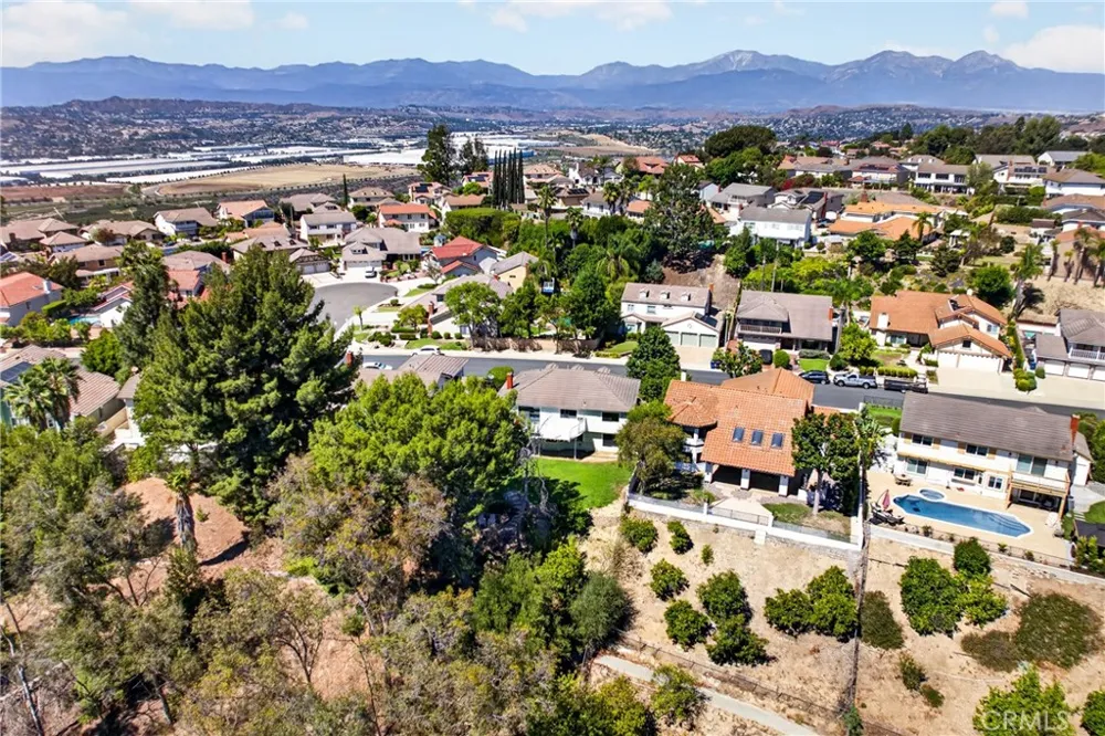 22060 Cedardale Drive Diamond Bar, CA 91765