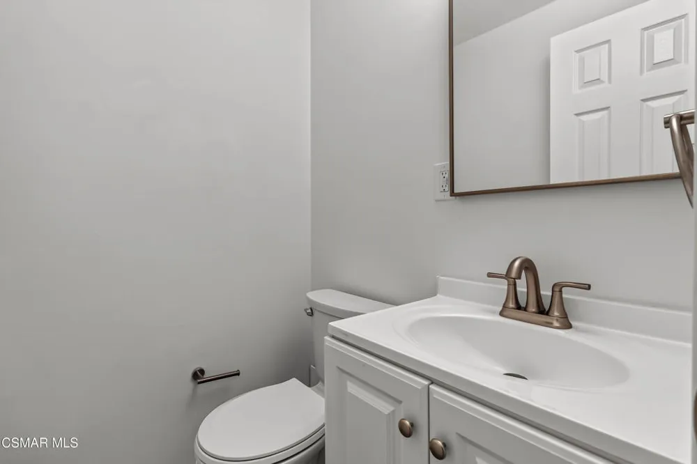 2233 Caldwell Avenue Simi Valley, CA 93065