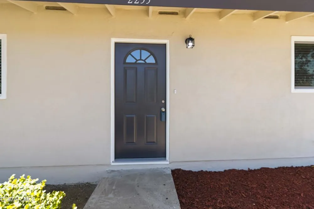2233 Caldwell Avenue Simi Valley, CA 93065