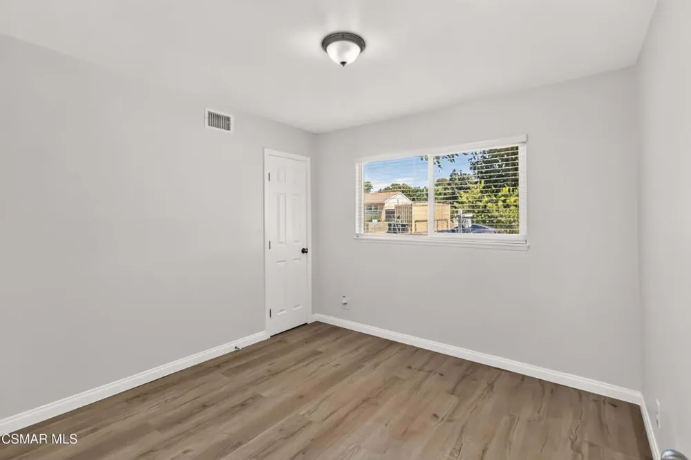 2233 Caldwell Avenue Simi Valley, CA 93065