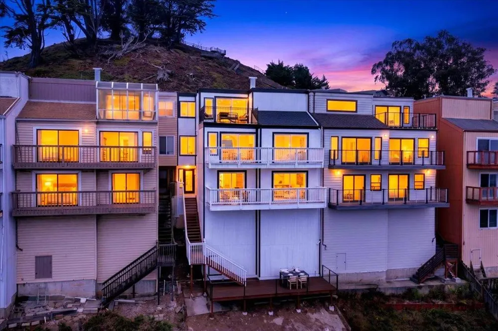 1733 15th Avenue San Francisco, CA 94122