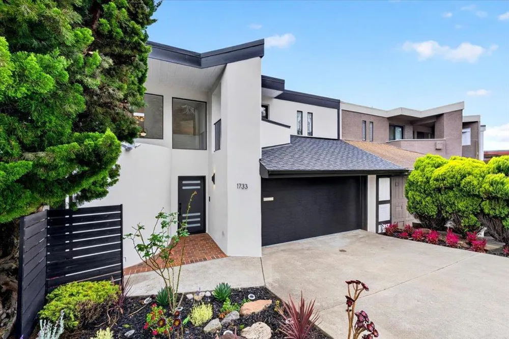 1733 15th Avenue San Francisco, CA 94122