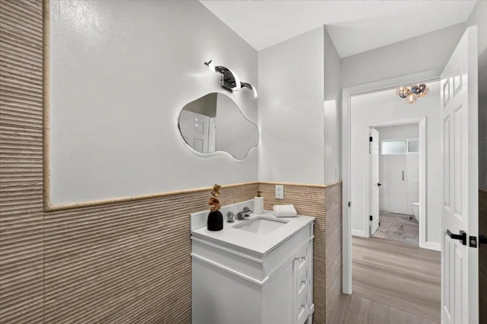 1733 15th Avenue San Francisco, CA 94122