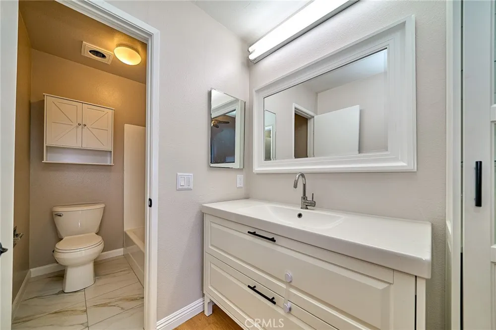 11832 Los Alisos Circle Norwalk, CA 90650