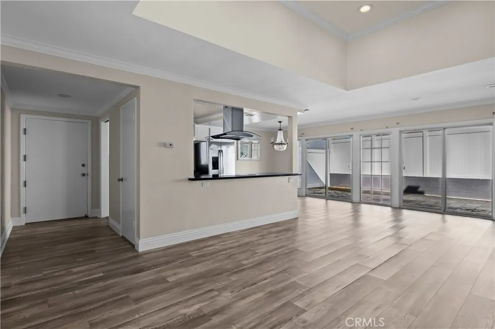 2424 University Dr Newport Beach, CA 92660