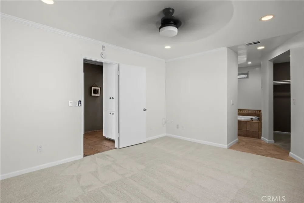 2424 University Dr Newport Beach, CA 92660