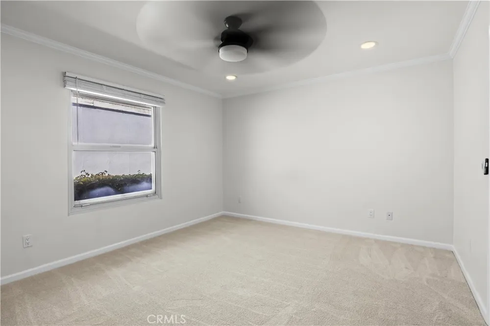 2424 University Dr Newport Beach, CA 92660