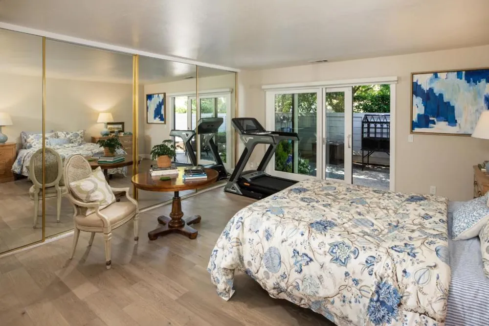 65 Bay Tree Lane Los Altos, CA 94022