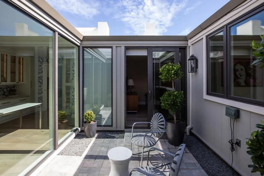 65 Bay Tree Lane Los Altos, CA 94022
