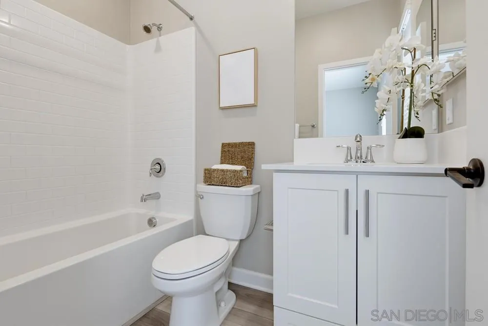 11011 Logan Way San Diego, CA 92129