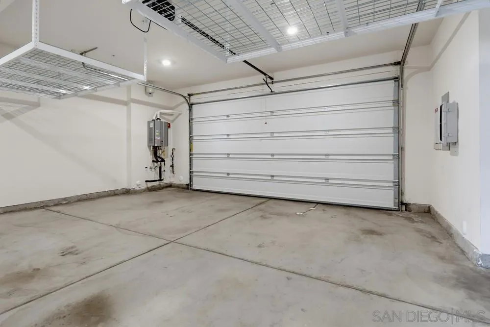 11011 Logan Way San Diego, CA 92129