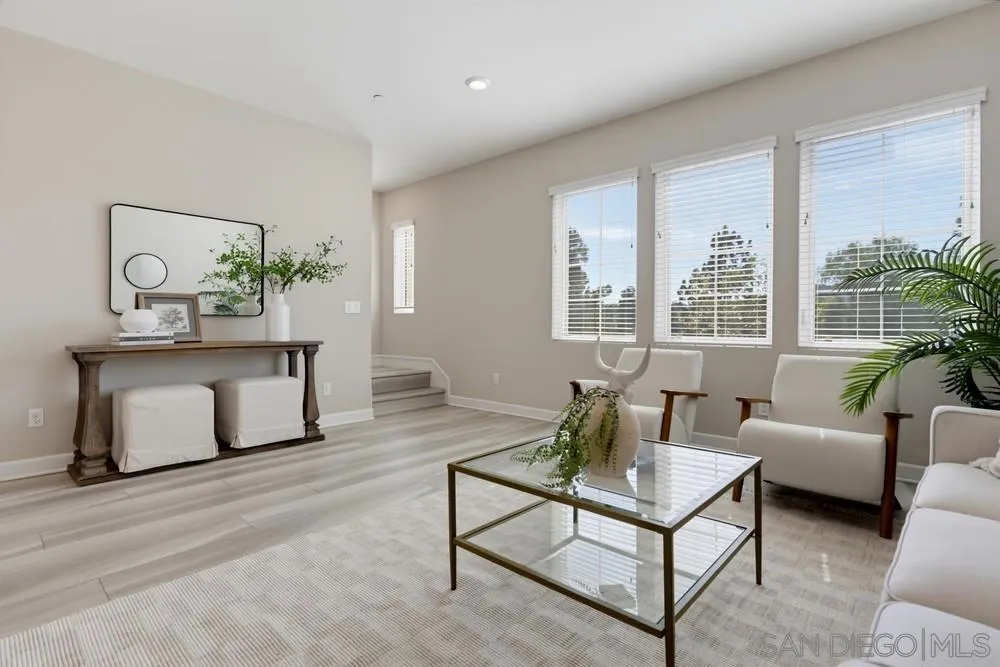 11011 Logan Way San Diego, CA 92129