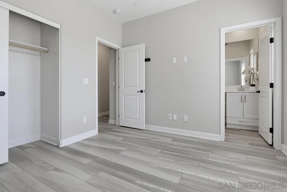 11011 Logan Way San Diego, CA 92129