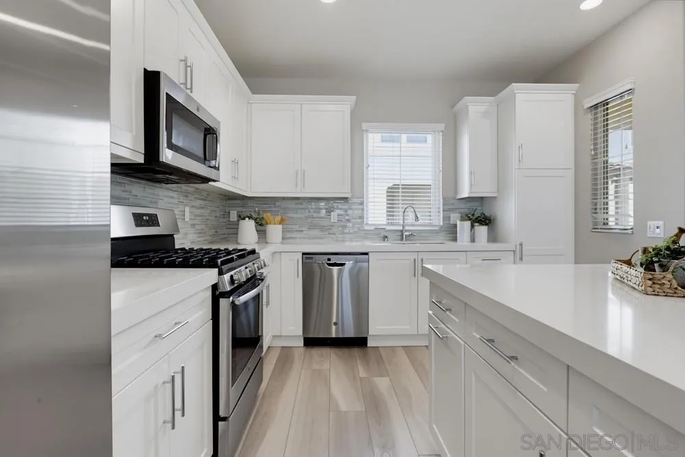 11011 Logan Way San Diego, CA 92129