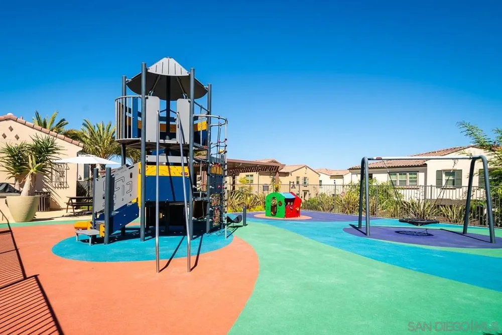 11011 Logan Way San Diego, CA 92129