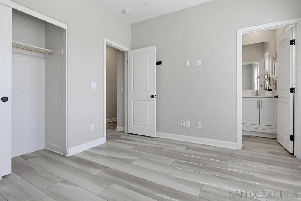 11011 Logan Way San Diego, CA 92129