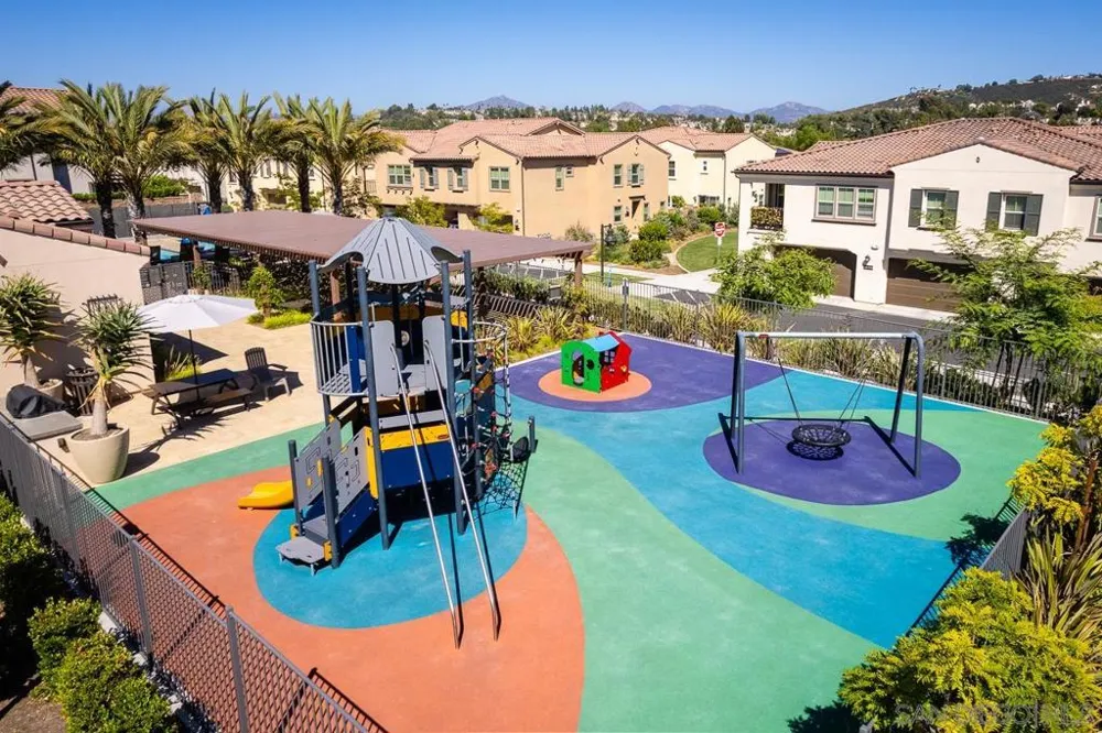 11011 Logan Way San Diego, CA 92129