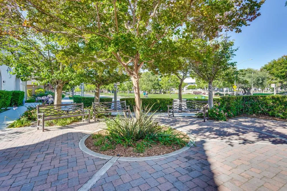 576 San Posadas Terrace Sunnyvale, CA 94085