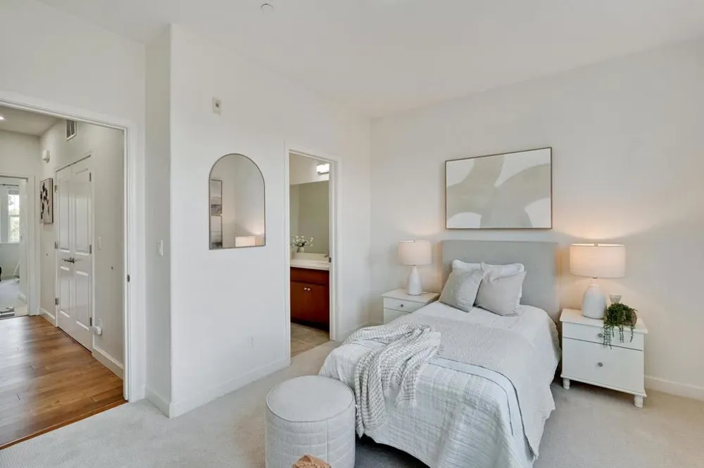 576 San Posadas Terrace Sunnyvale, CA 94085