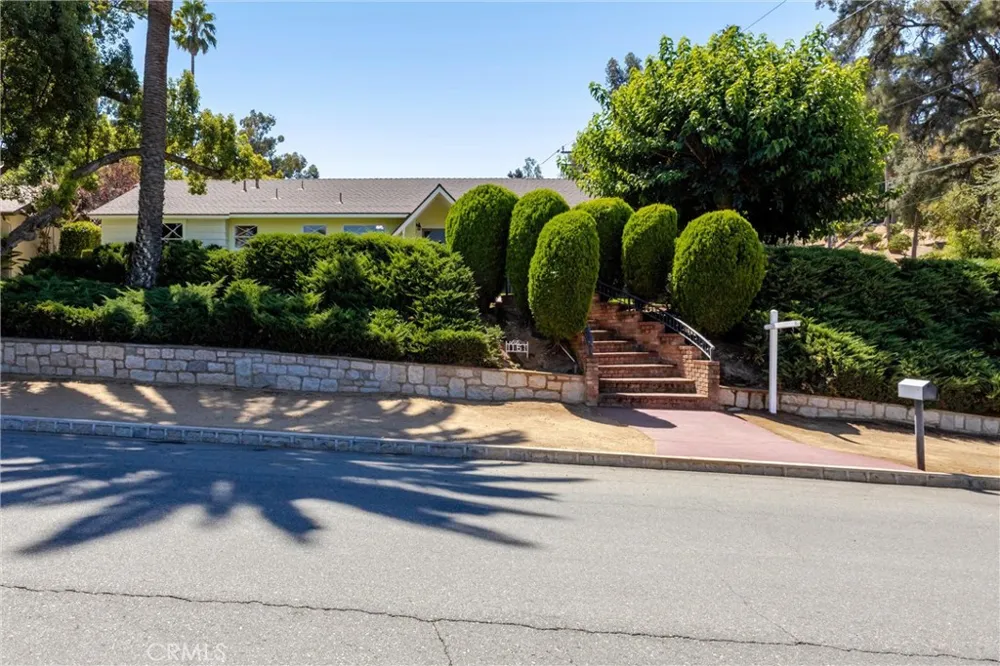 1151 W Crescent Redlands, CA 92373
