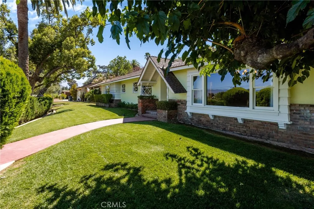 1151 W Crescent Redlands, CA 92373