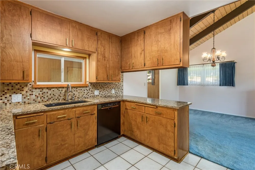 1151 W Crescent Redlands, CA 92373
