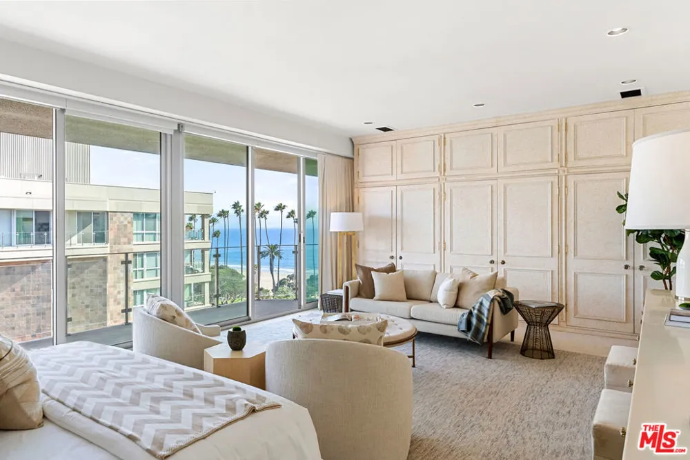 515 Ocean Avenue #NPH B Santa Monica, CA 90402