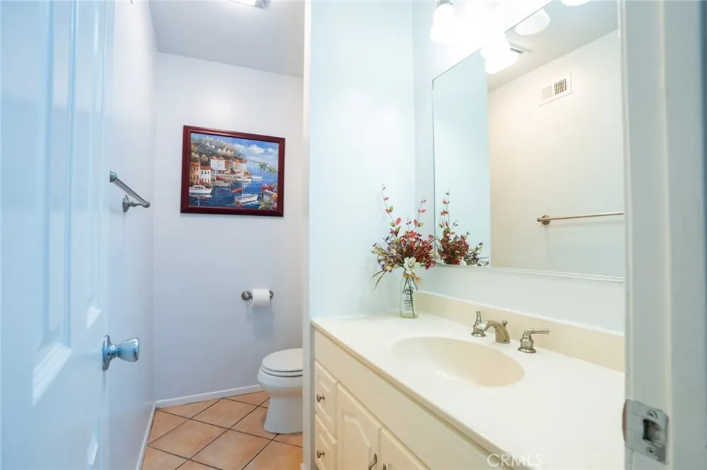 2104 Raymond #4 Altadena, CA 91001