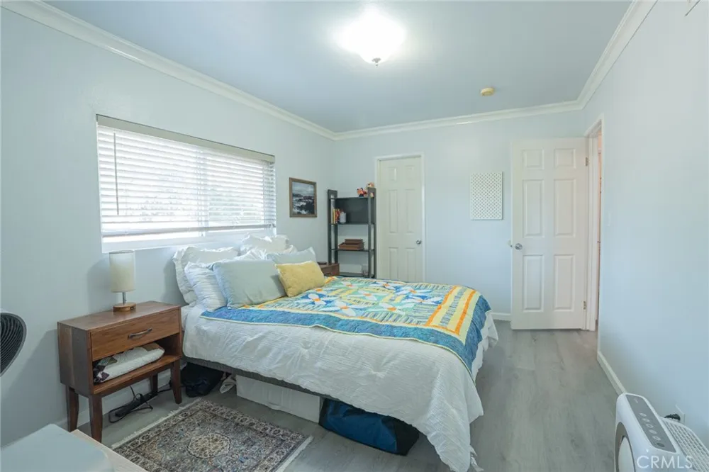 2104 Raymond #4 Altadena, CA 91001