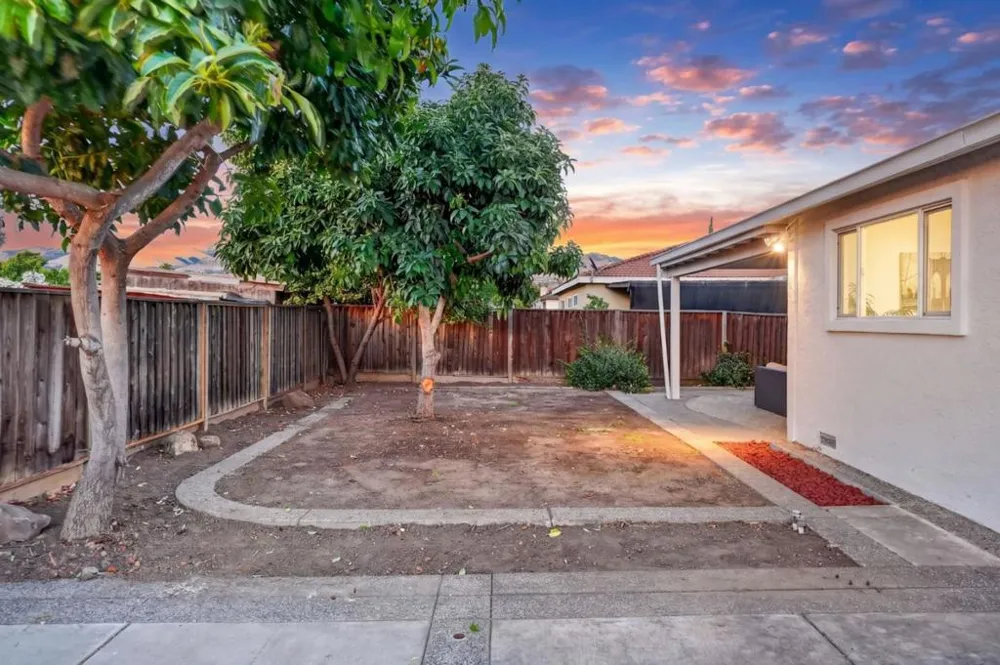 2868 Fairfax Avenue San Jose, CA 95148