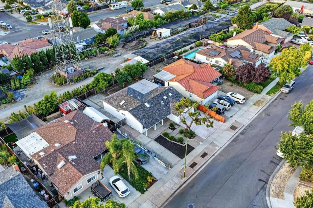 2868 Fairfax Avenue San Jose, CA 95148