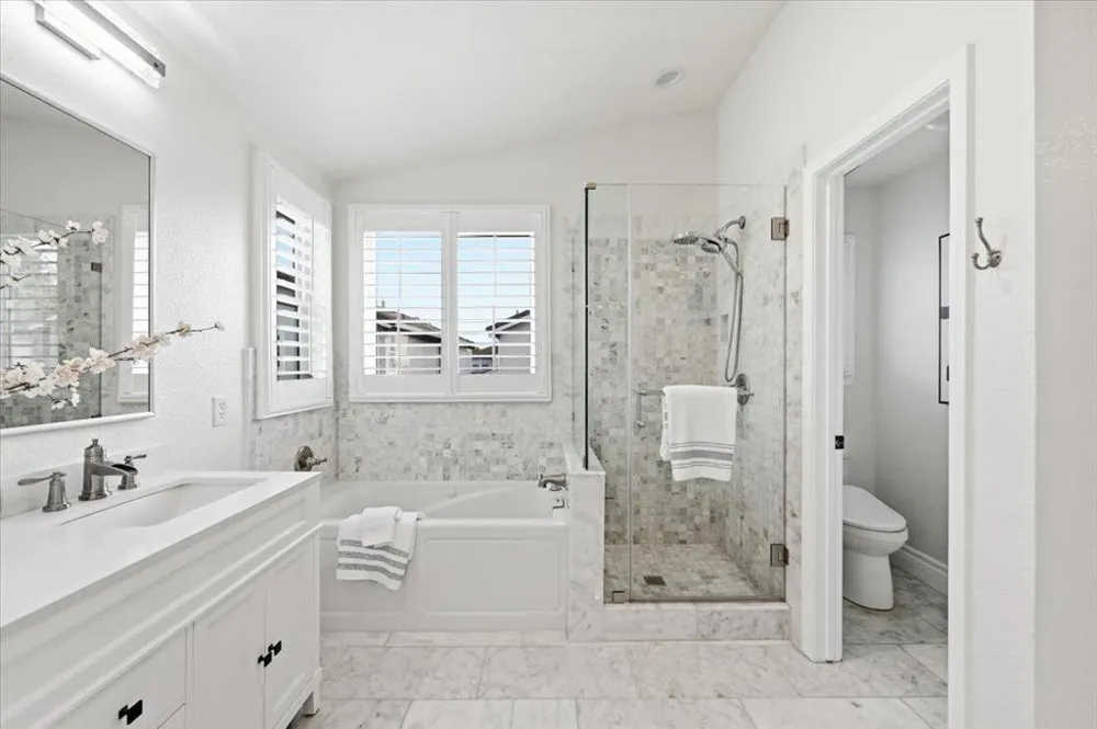 32755 Folklore Loop Union City, CA 94587
