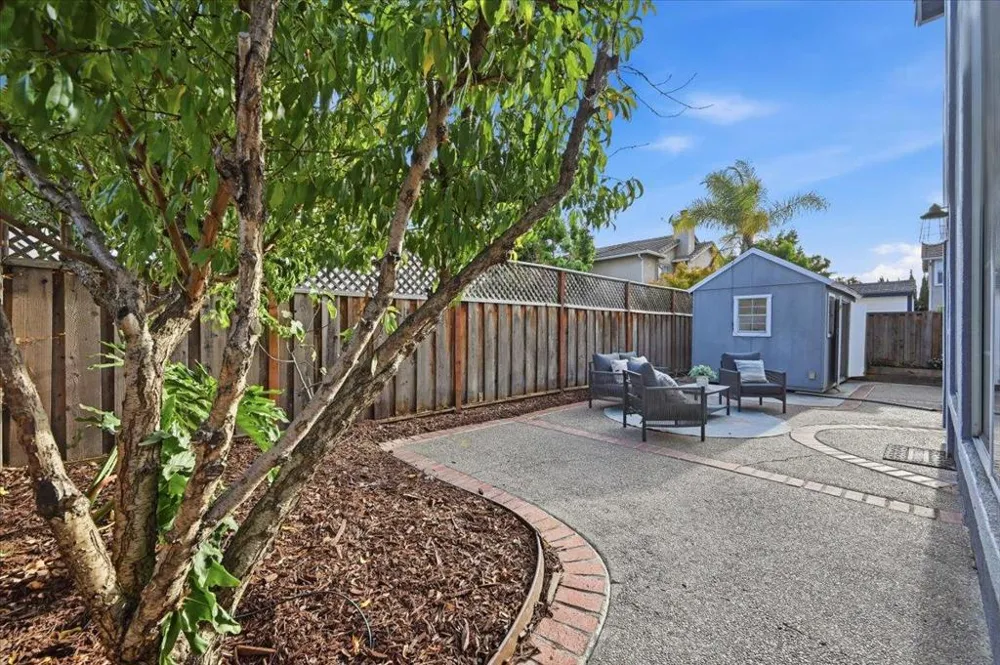 32755 Folklore Loop Union City, CA 94587