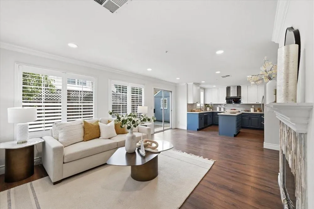32755 Folklore Loop Union City, CA 94587
