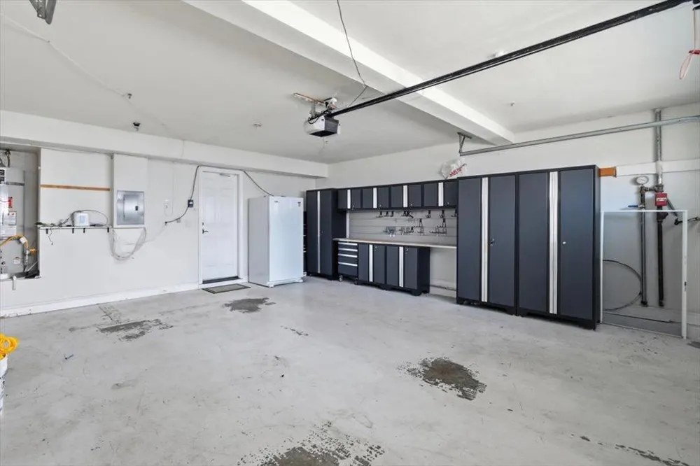 32755 Folklore Loop Union City, CA 94587