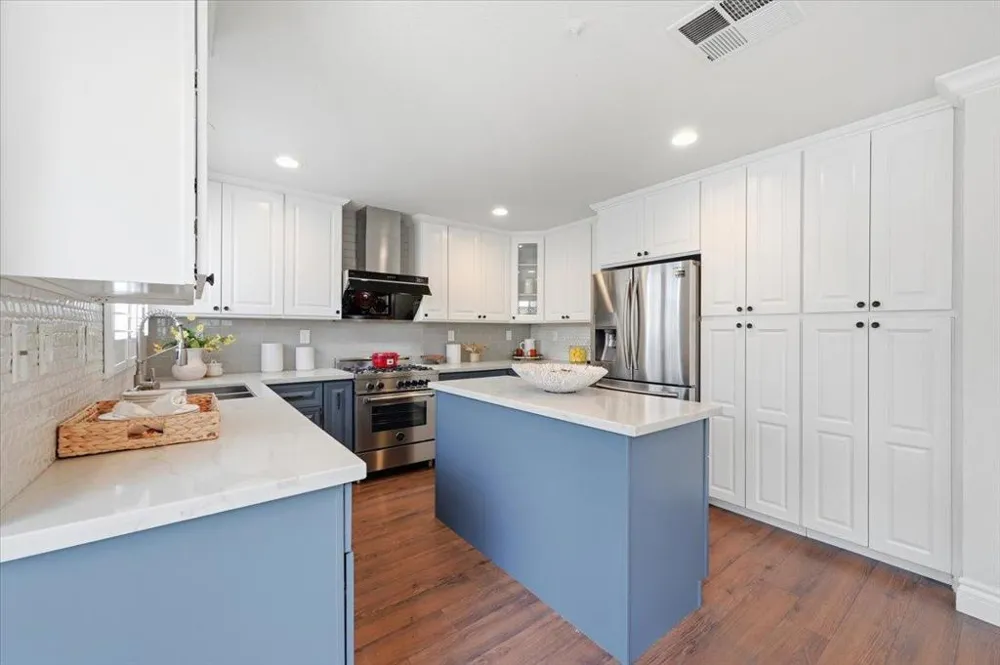32755 Folklore Loop Union City, CA 94587