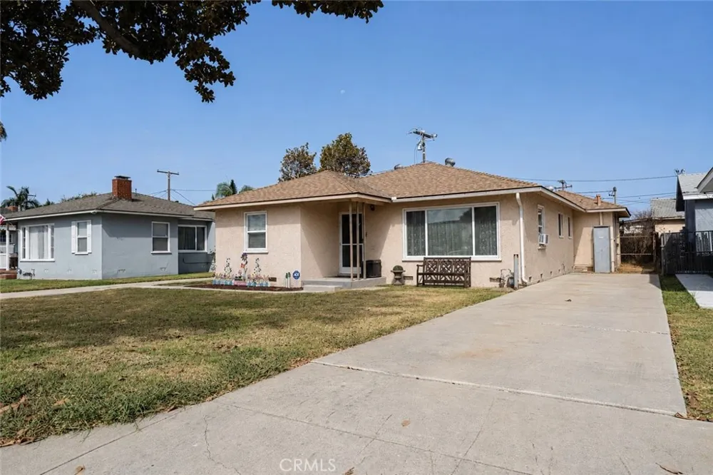 14711 Betty Jean Bellflower, CA 90706