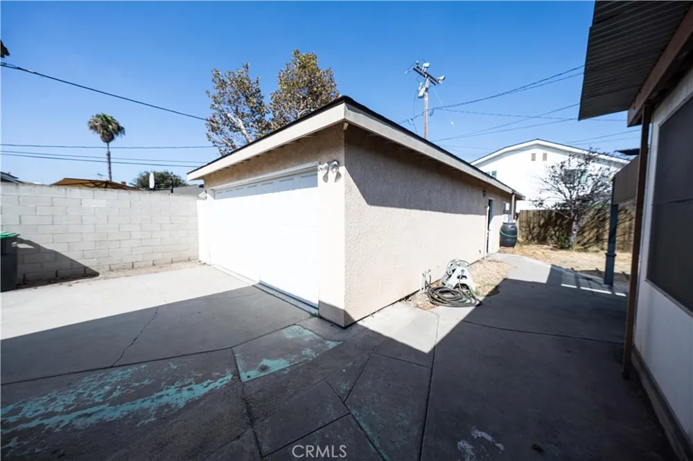 14711 Betty Jean Bellflower, CA 90706