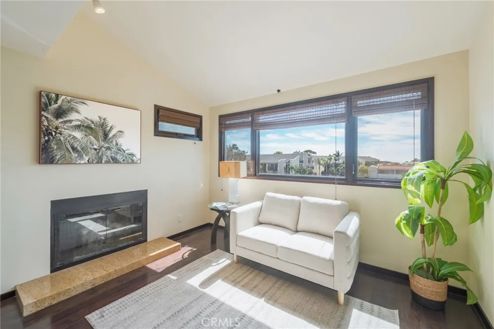 503 2nd Hermosa Beach, CA 90254