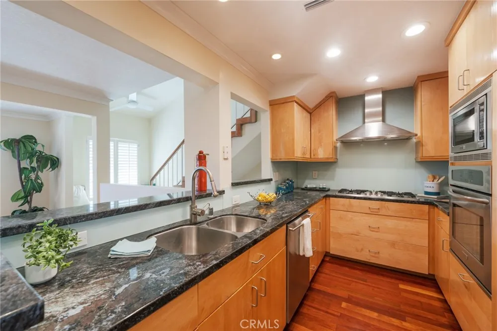 503 2nd Hermosa Beach, CA 90254