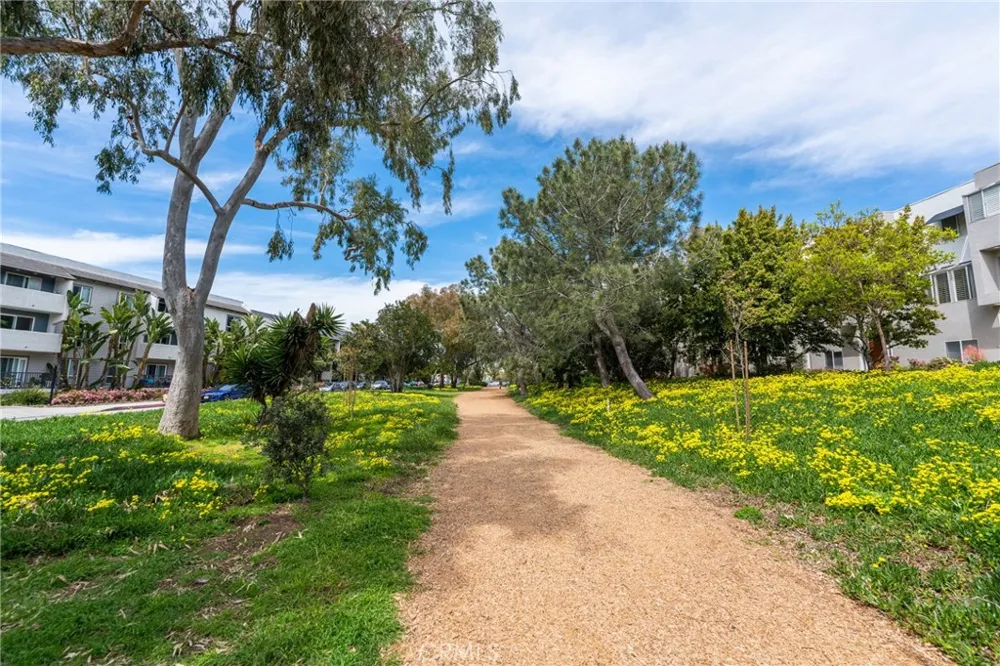 503 2nd Hermosa Beach, CA 90254