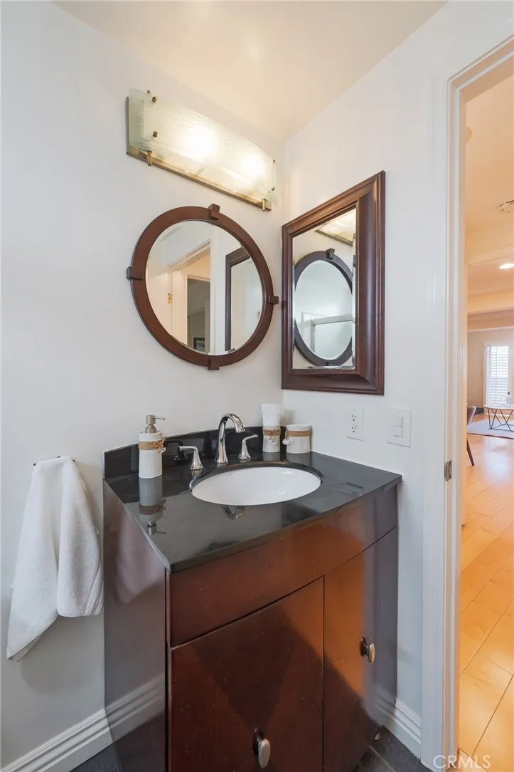503 2nd Hermosa Beach, CA 90254