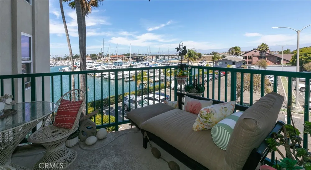 2901 Peninsula Road #241 Oxnard, CA 93035