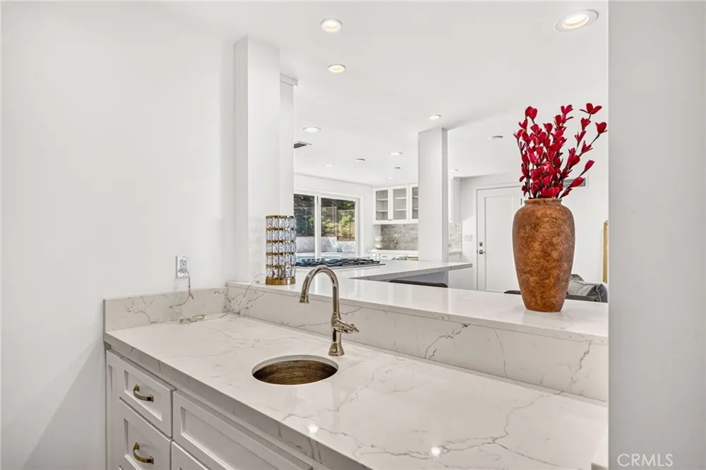 29815 Knoll View Drive Rancho Palos Verdes, CA 90275